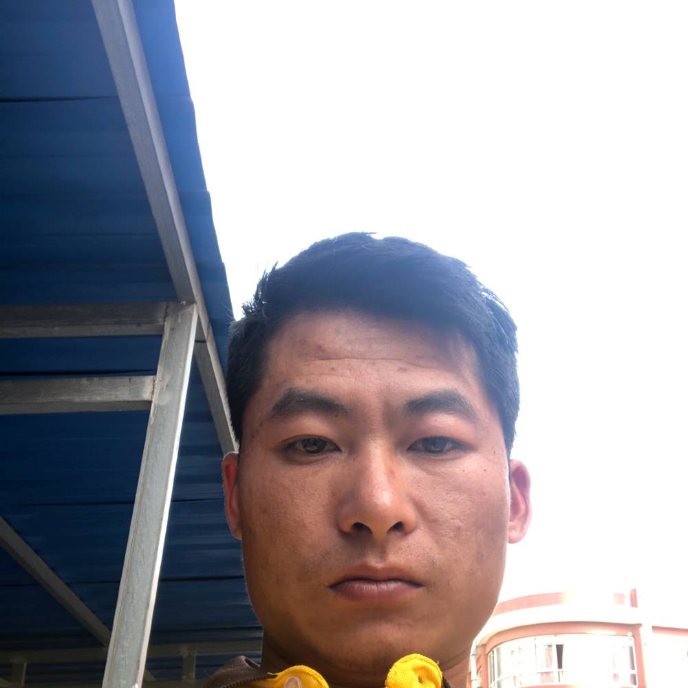 落后保卫剪影的照片