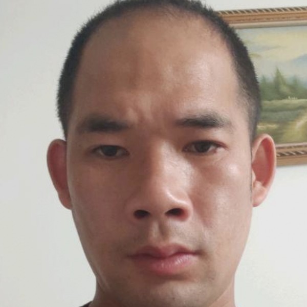 唐兴虎的照片