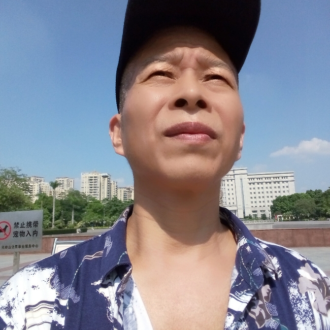 2562944708的照片