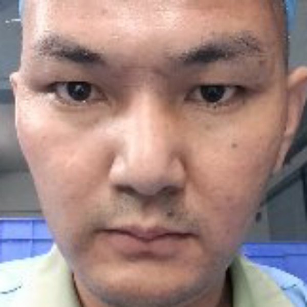 留胡子有小猫咪的照片