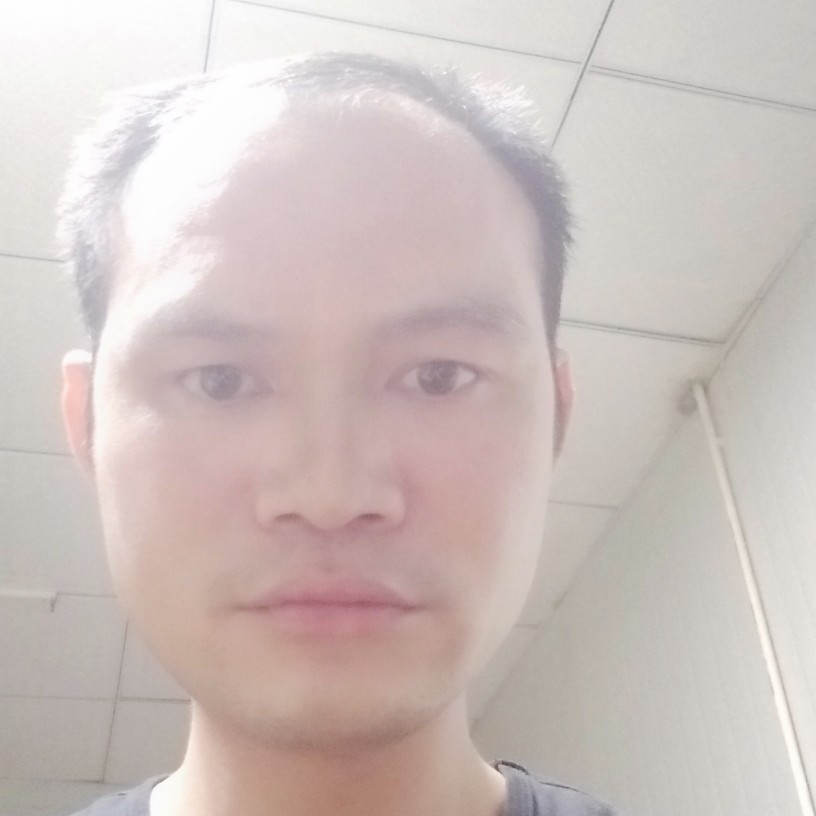 圆哥哥的照片