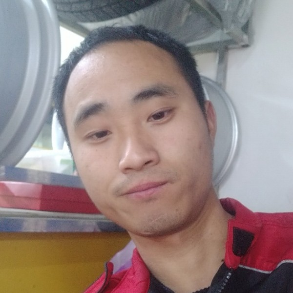 Zheng承上的照片