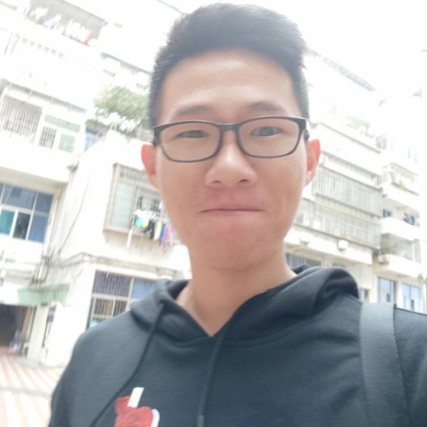 RQ,的照片