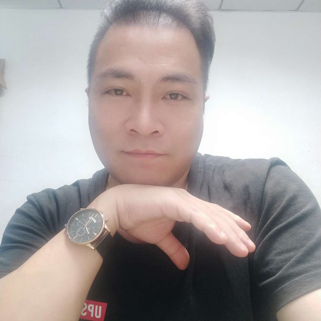 单身的傻冒的照片