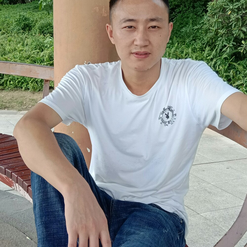 御姐倾心狂野的照片