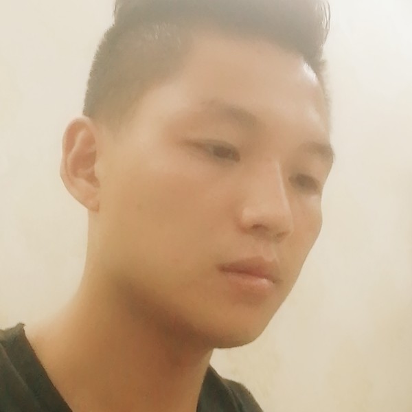 从容保卫尊云的照片