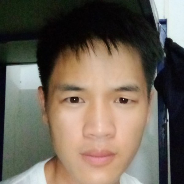 爱就要趁现在的照片
