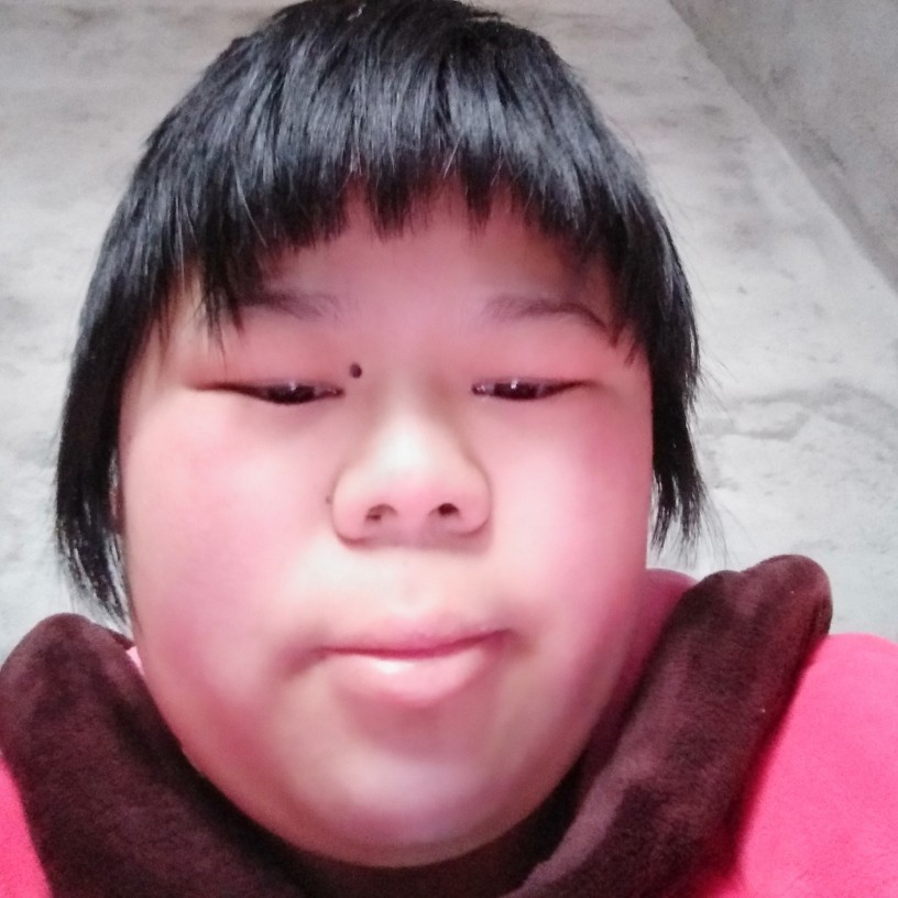 迷茫少女的照片