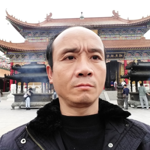 刘代光的照片