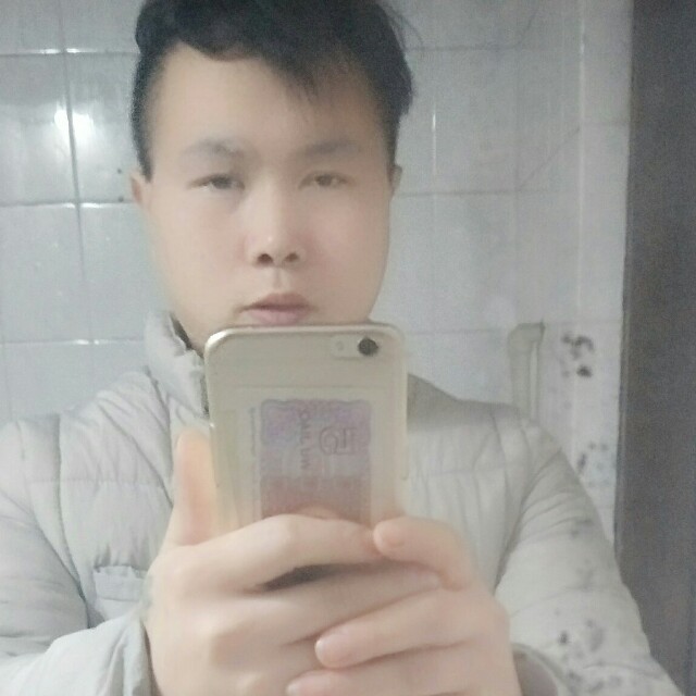 红玫瑰等于羞涩的照片