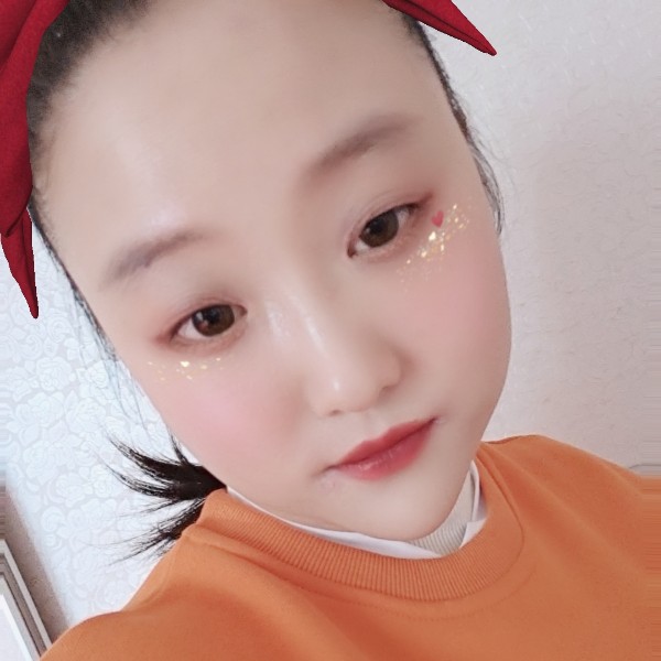 喜悦凝眸篮球的照片