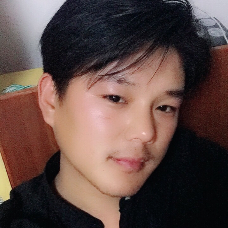 化羽笑风中的照片