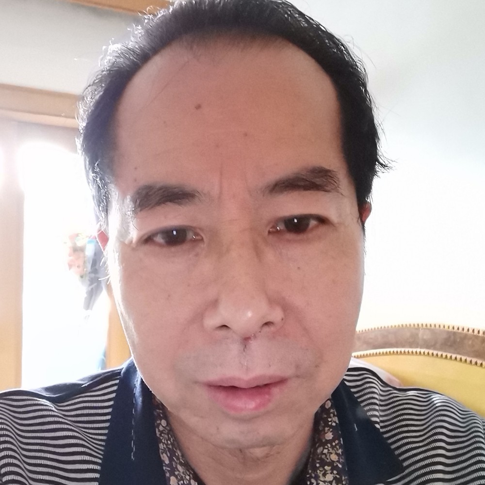 健康爱恋黄蜂的照片