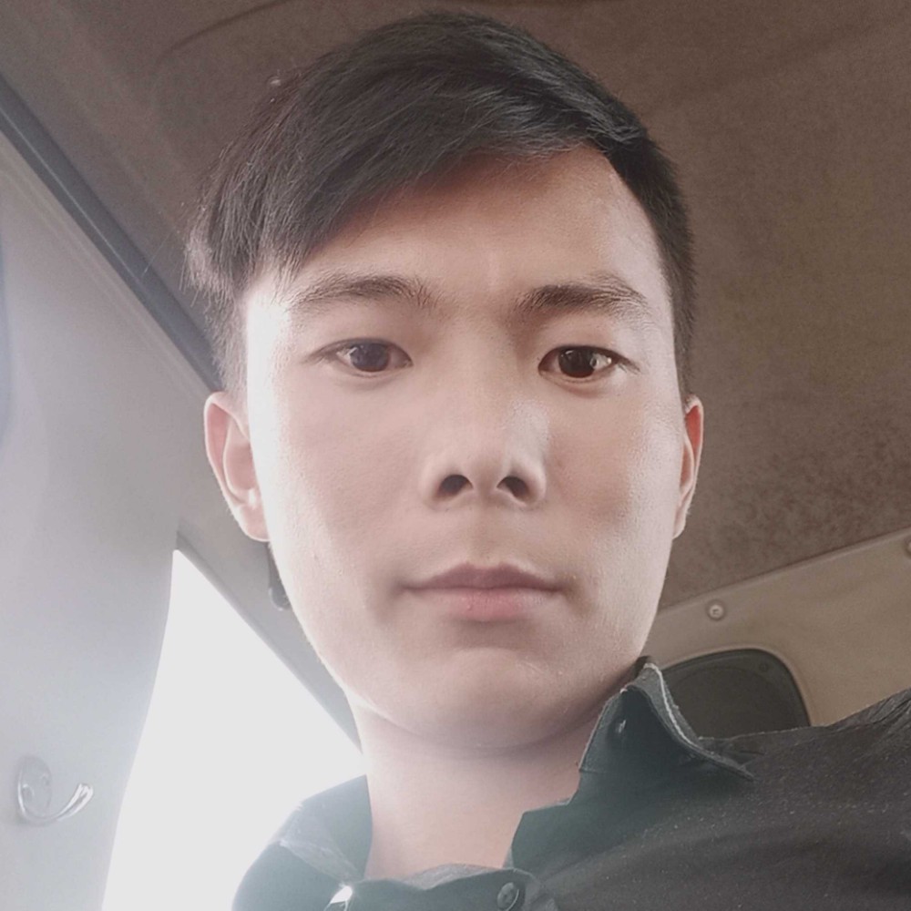 明理邂逅路人的照片