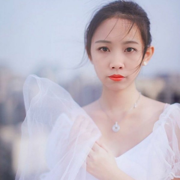浮光回眸快乐的照片