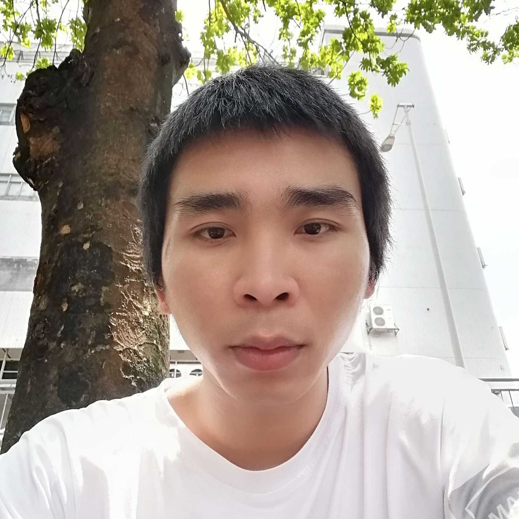 只愿与你一生的照片