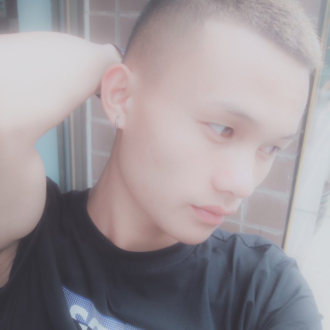 谁蹙眉磬音的照片