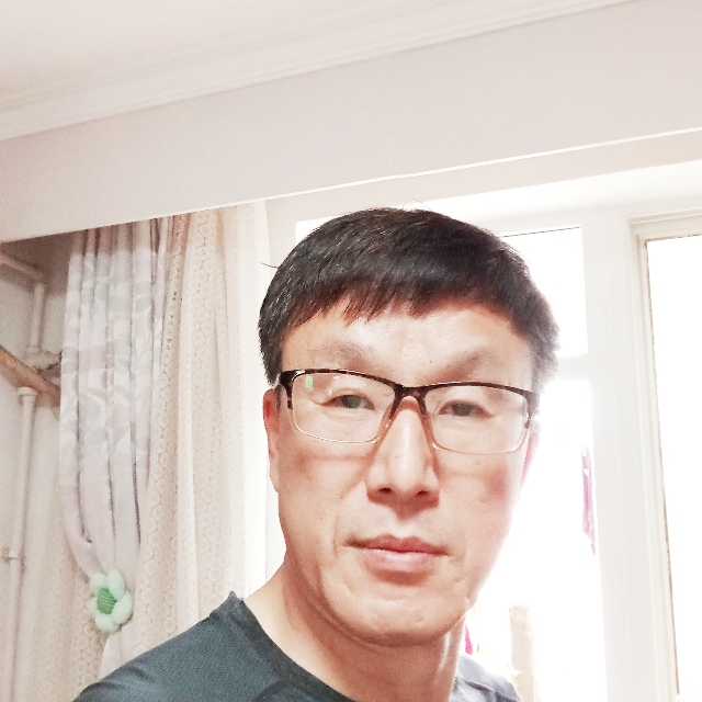 亚当，的照片
