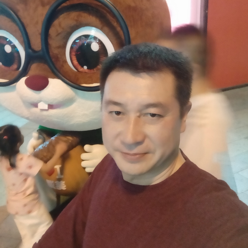 简单等待冷月的照片