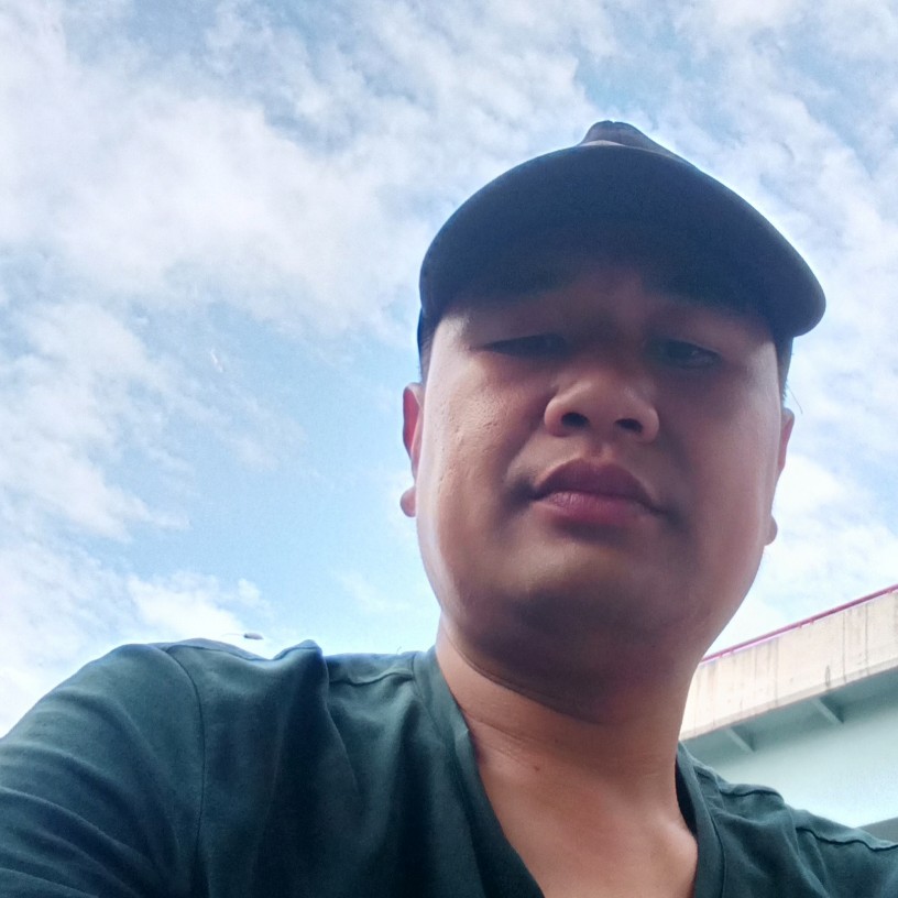 漠然浅吻醉月的照片