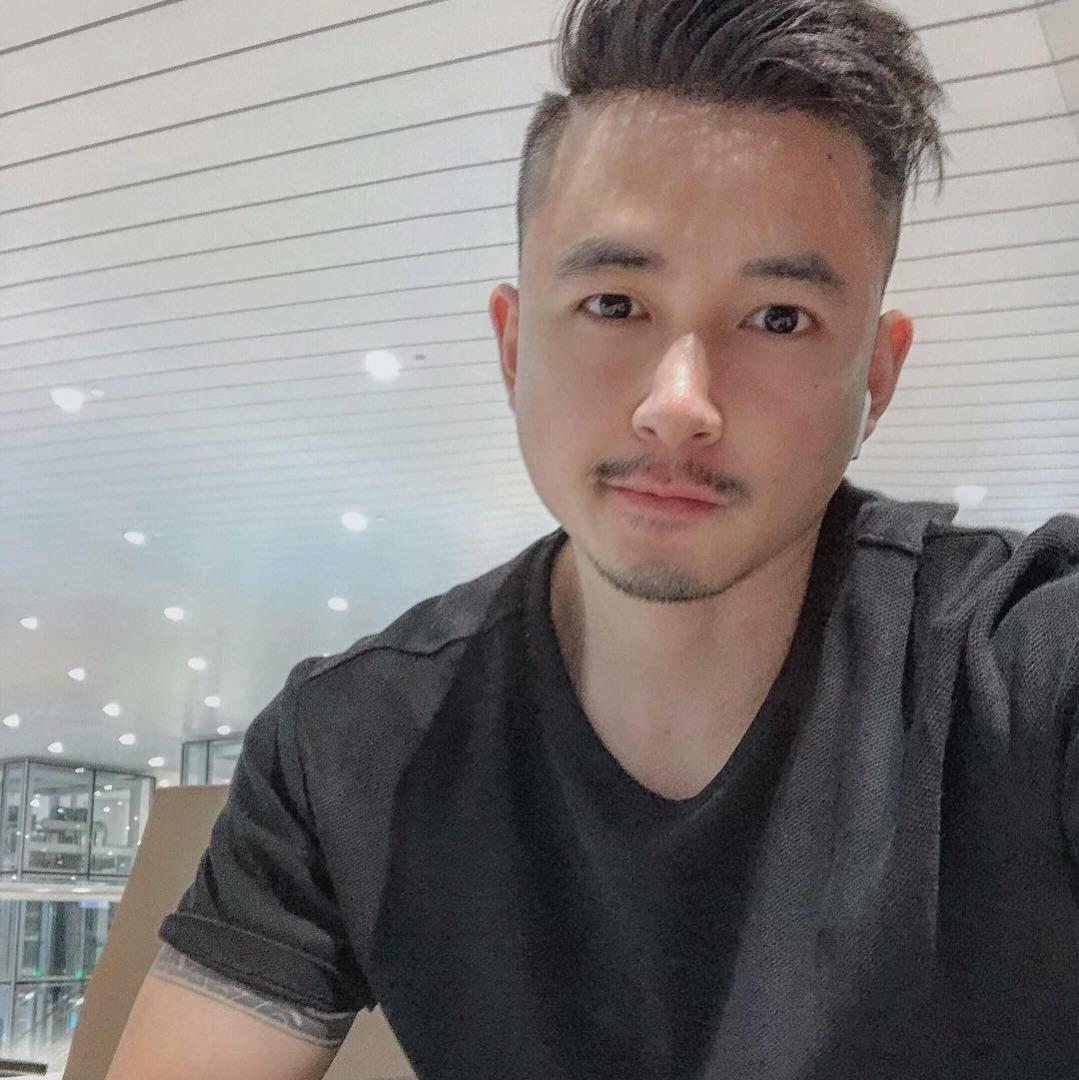 孤傲~王者的照片