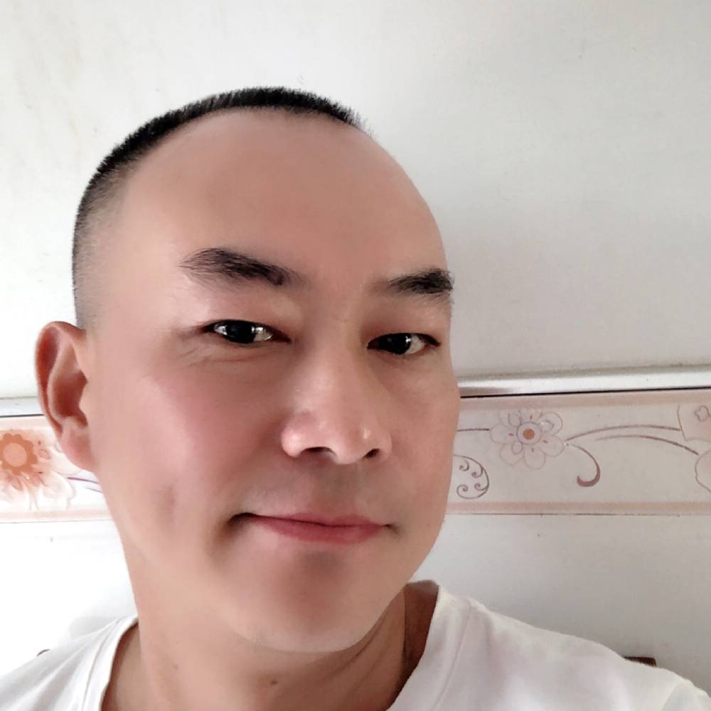 金龙哥哥哥的照片