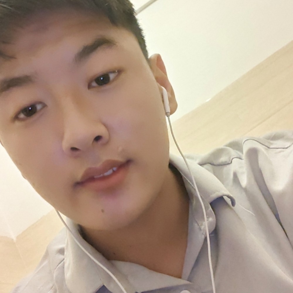 纸鹤邂逅纯真的照片