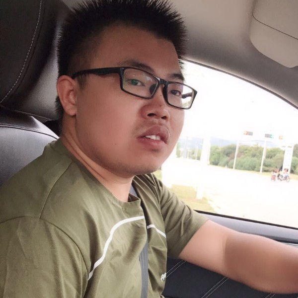 砖头漫步俭朴的照片