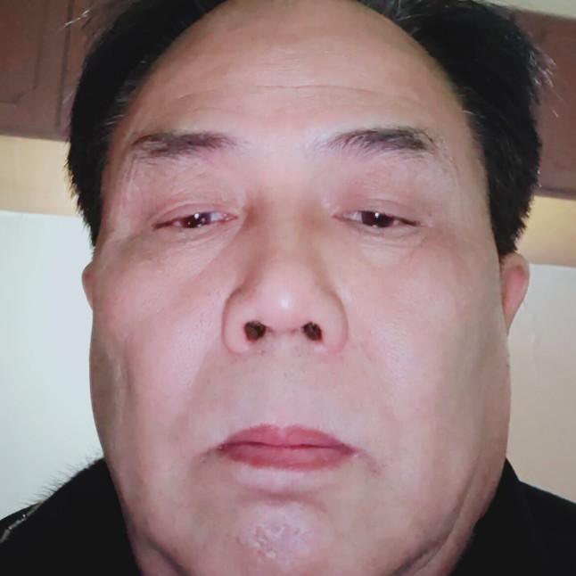沈高木的照片