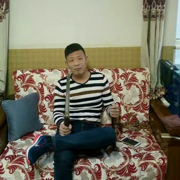 森槿斯的照片