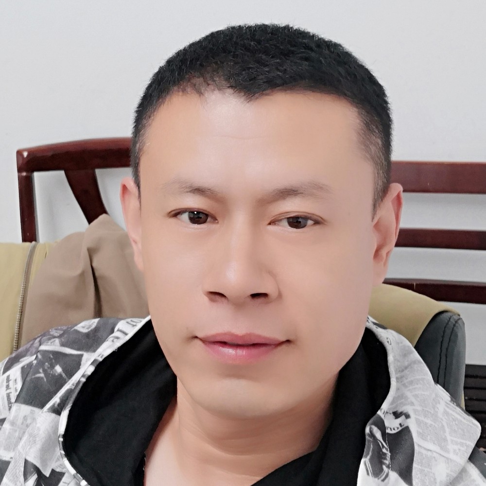 子弹一直在膛上的照片