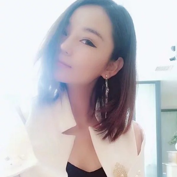 雅之梦的照片