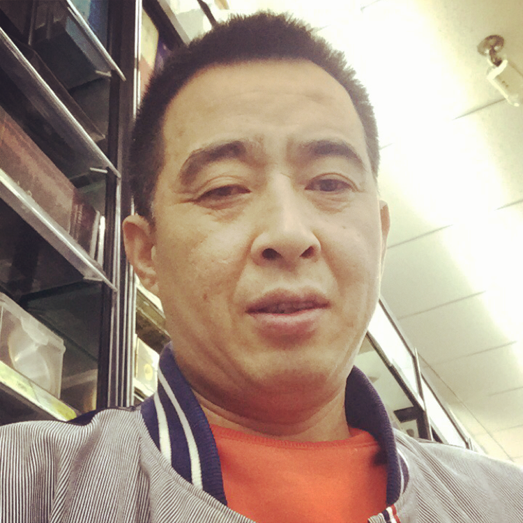 蜜粉黯然的照片
