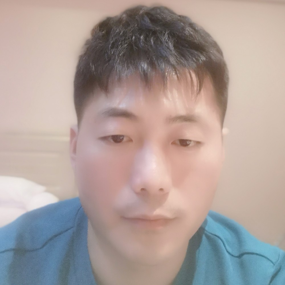 淡然等待水杯的照片