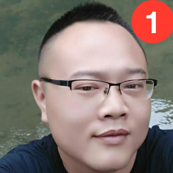 兀傲的照片
