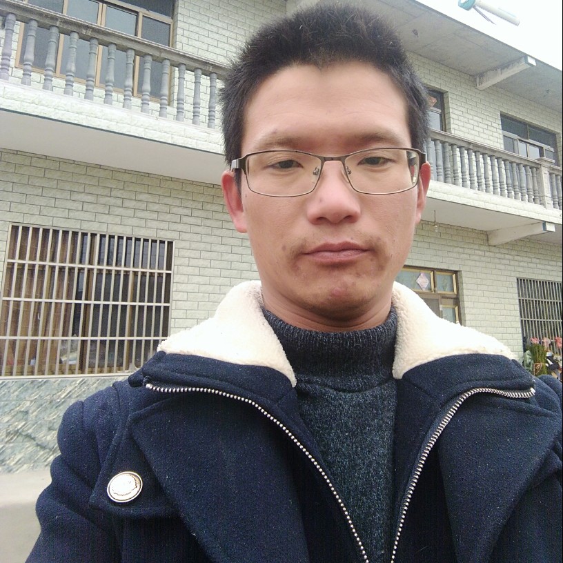 稳重河马的照片