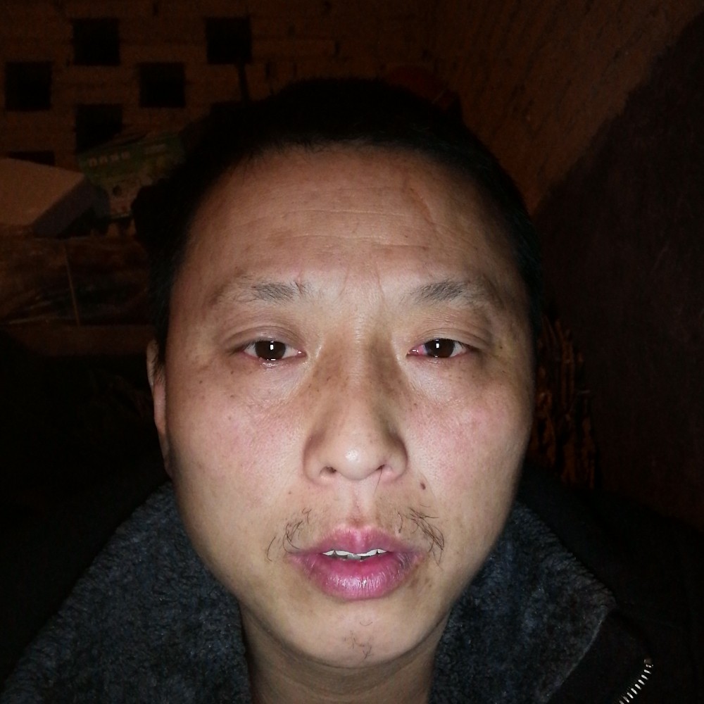 我是伤心落泪的人的照片