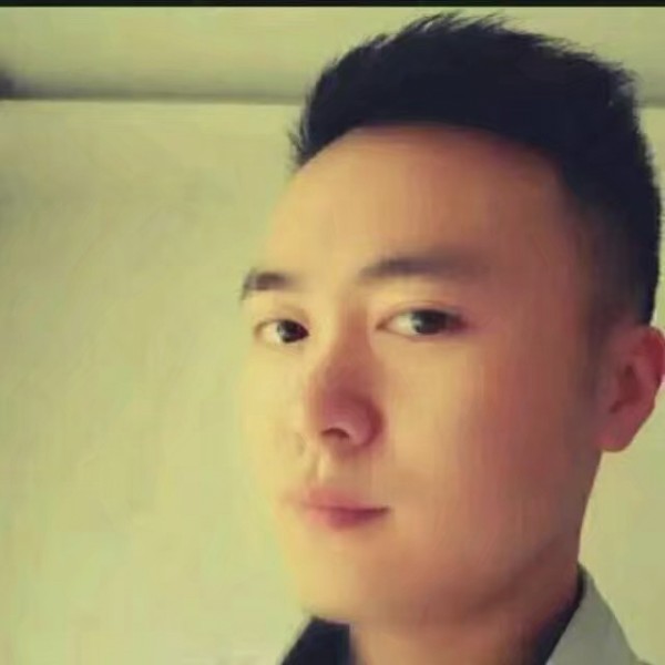 男主角。。的照片