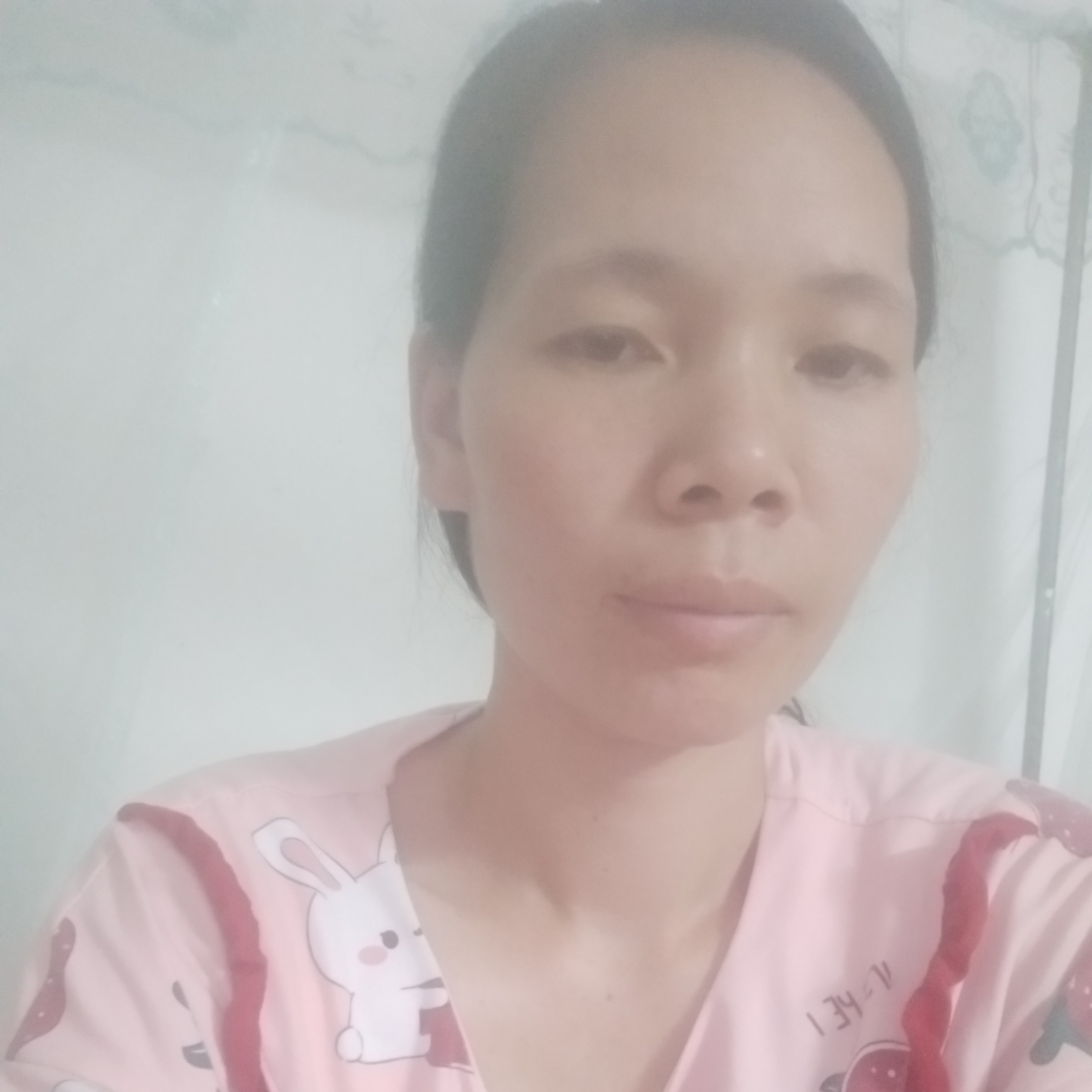 韦爱玉的照片