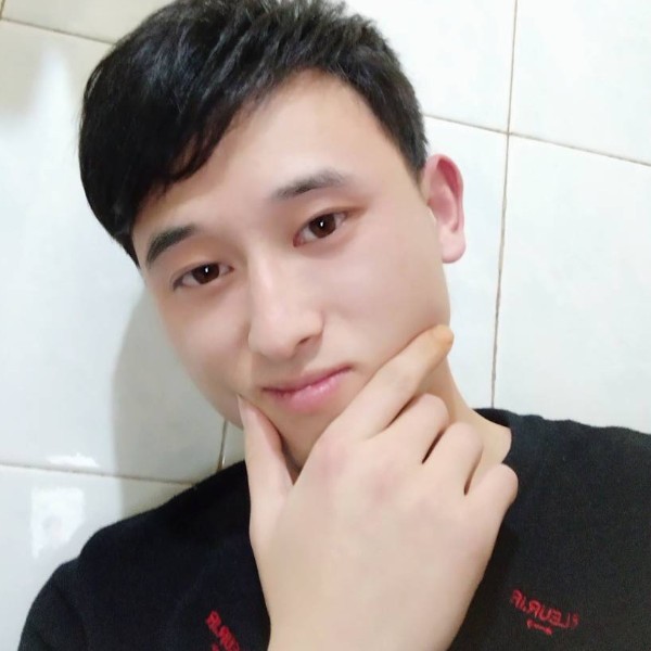 V587帅的照片