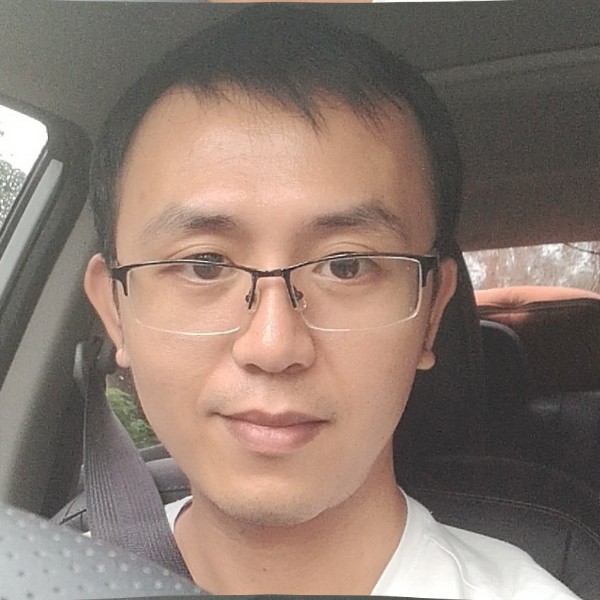 伤心的小怪兽的照片