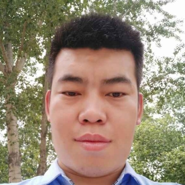 瑞雪等于妩媚的照片