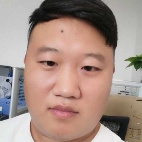幸福滴吻的照片