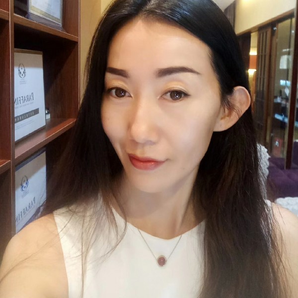 秋阳措姆的照片