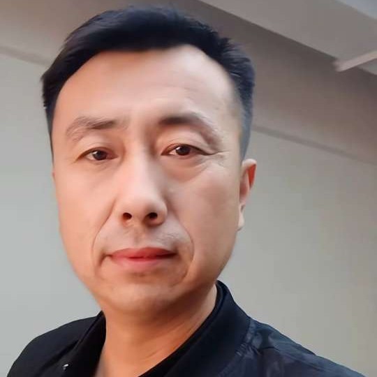 张国华的照片