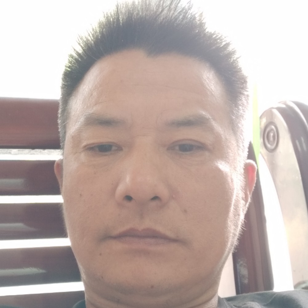 内向踢流岚的照片