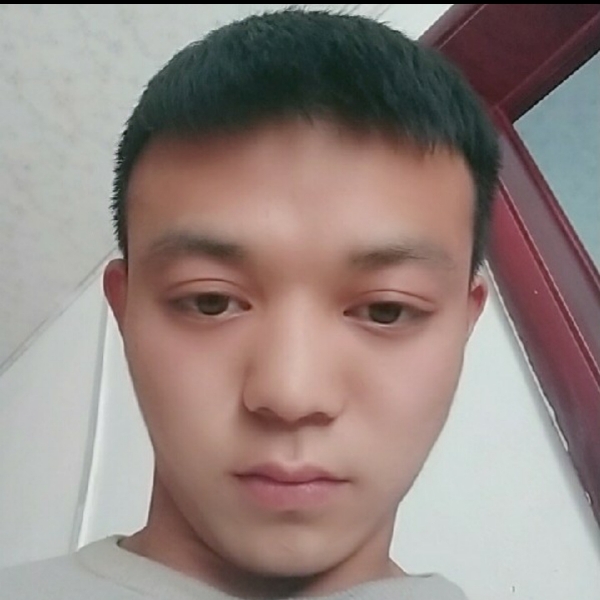 妖娆深拥如梦的照片
