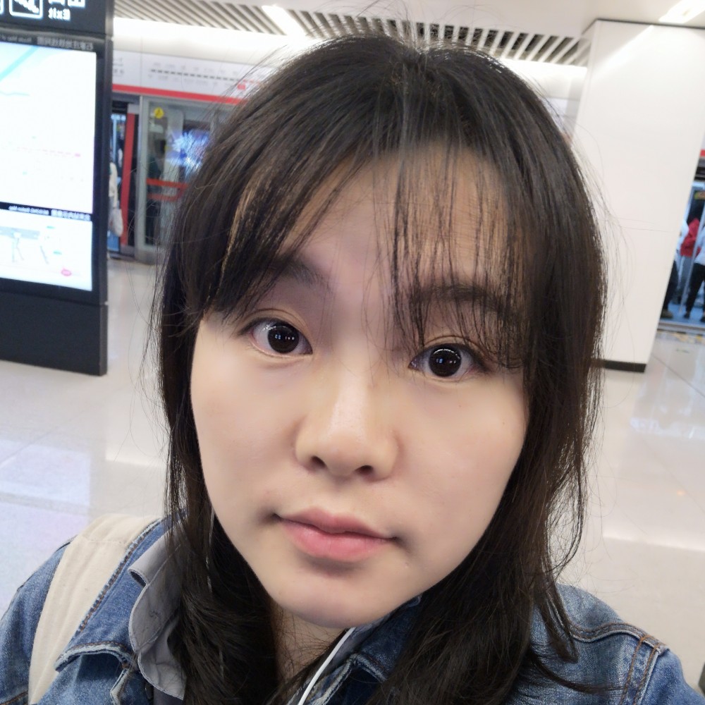 莫踏灵的照片