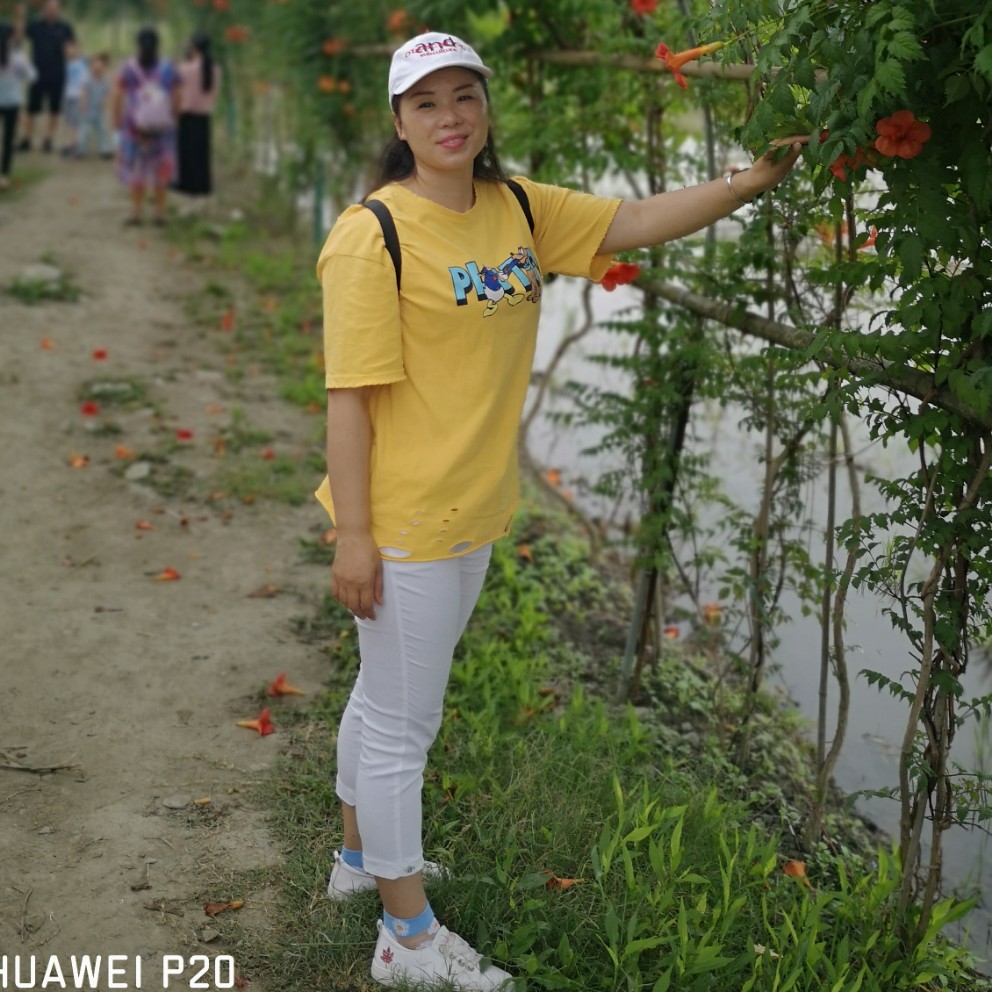山水等于谦让的照片