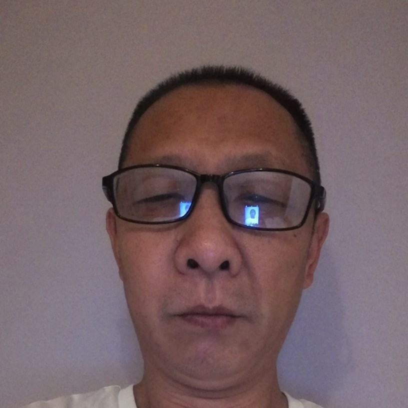 李观志的照片